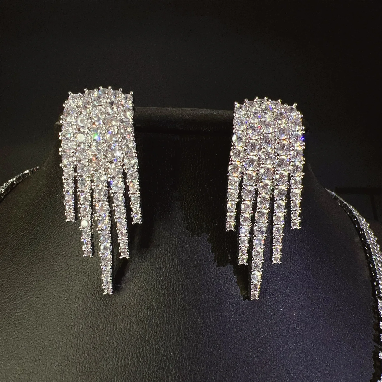 2 Pcs Set New Sparkling Full Diamonds High Quality Ladies Jewellery Necklace Earrings Daily Party Prom Wedding Bridal Gift M-422