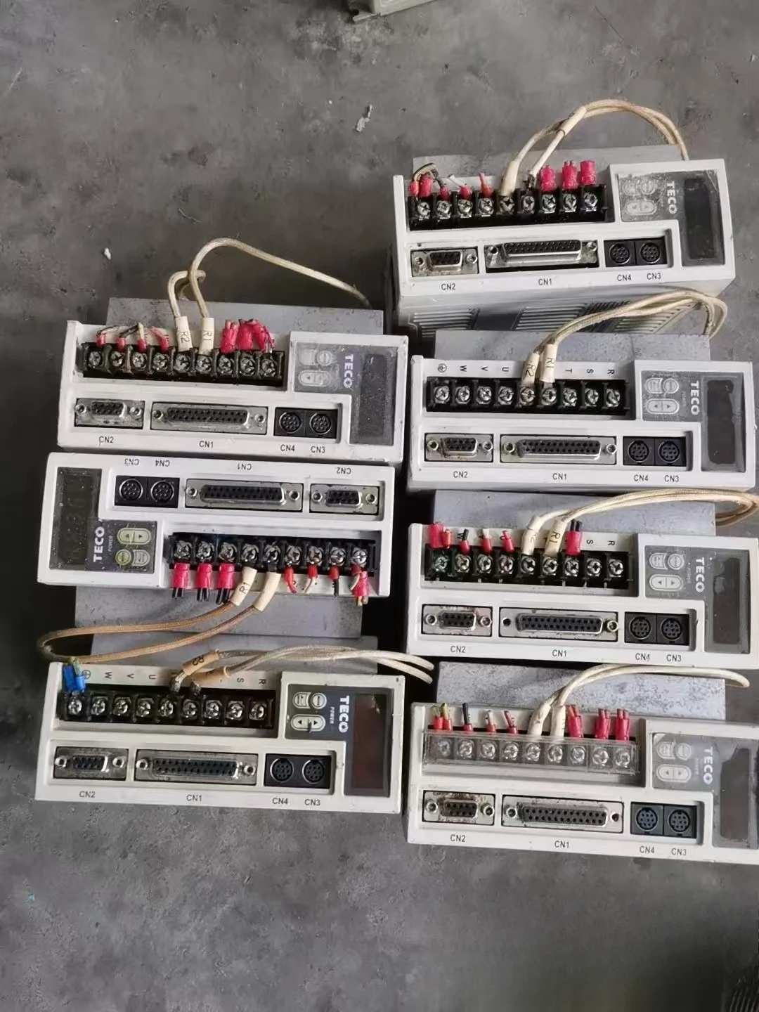 

90% New Original JSDEP-15A/ 20A Servo Drive (Used) Tested for Reliable Performance