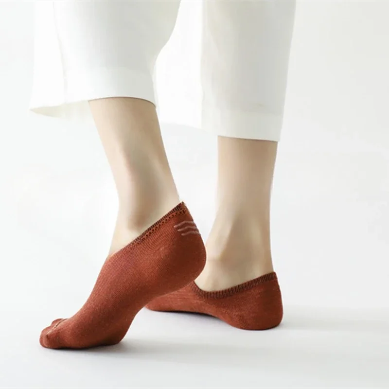 Calcetines cortos de algodón antideslizantes para mujer, medias náuticas invisibles, de silicona, de Color liso, para primavera y verano