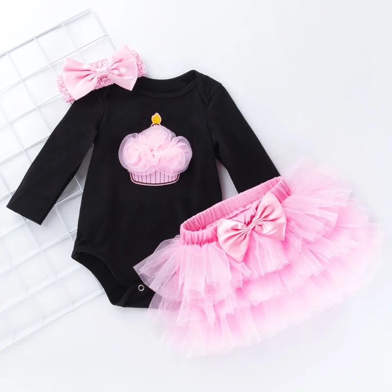 Outono roupas infantis bebê menina aniversário manga longa dos desenhos animados festival macacão rosa saia de seis camadas conjunto de três peças atacado