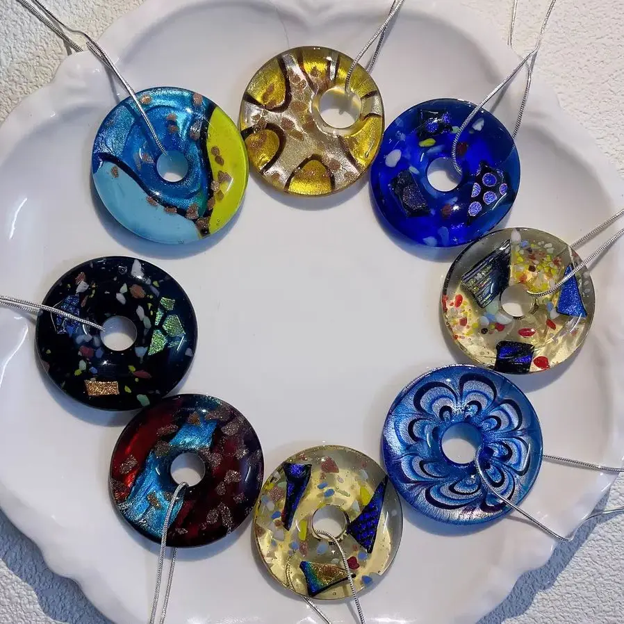 Nowy ręcznie robiony naszyjnik ze szkła Murano Lampwork Okrągły wisiorek w stylu vintage Biżuteria Prezenty — zdjęcie 2