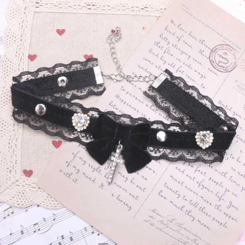 Gothic Lolita Velvet Choker Necklace with Bow Cross Sweet Girl‘s Necklace Goth Lace Vintage Y2K Girls  Jewelry Accessories
