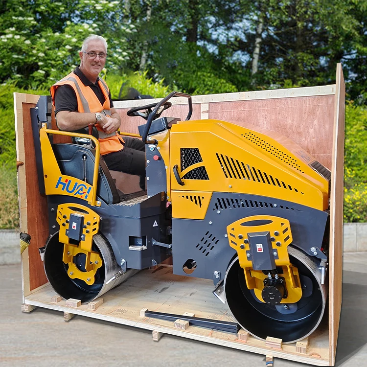 

Construction machinery 2 ton, 3 ton, 4 ton, 5 ton fuel compactor, ride-on asphalt roller with rubber tires