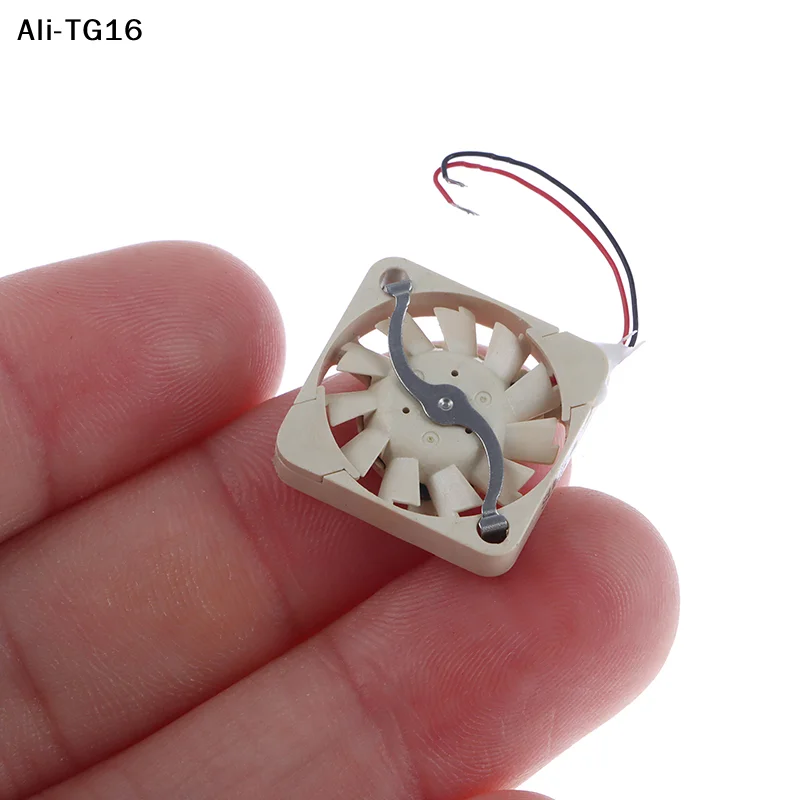 【TG16】1Pc High-Turn Micro Uav Cooling Fan UF3H3-700 2Wires Bare Wires Drone Cooling Fan Accessories 1703 1.7cm 5V 3.3v 1.7cm