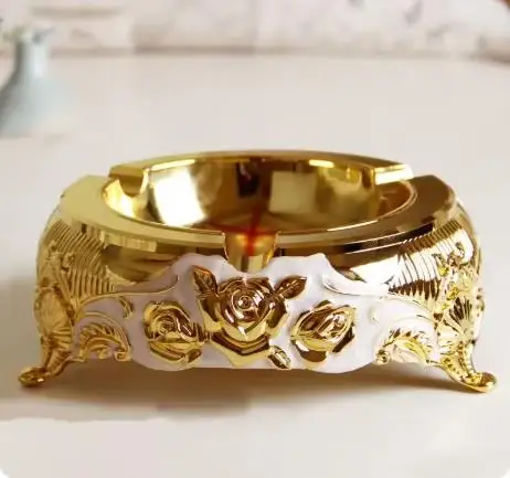 

European Metal Ashtray Ornaments High-end Give Gifts Gold Silver Living Room Tea Table Hotel Ashtrays Desktop Ornaments