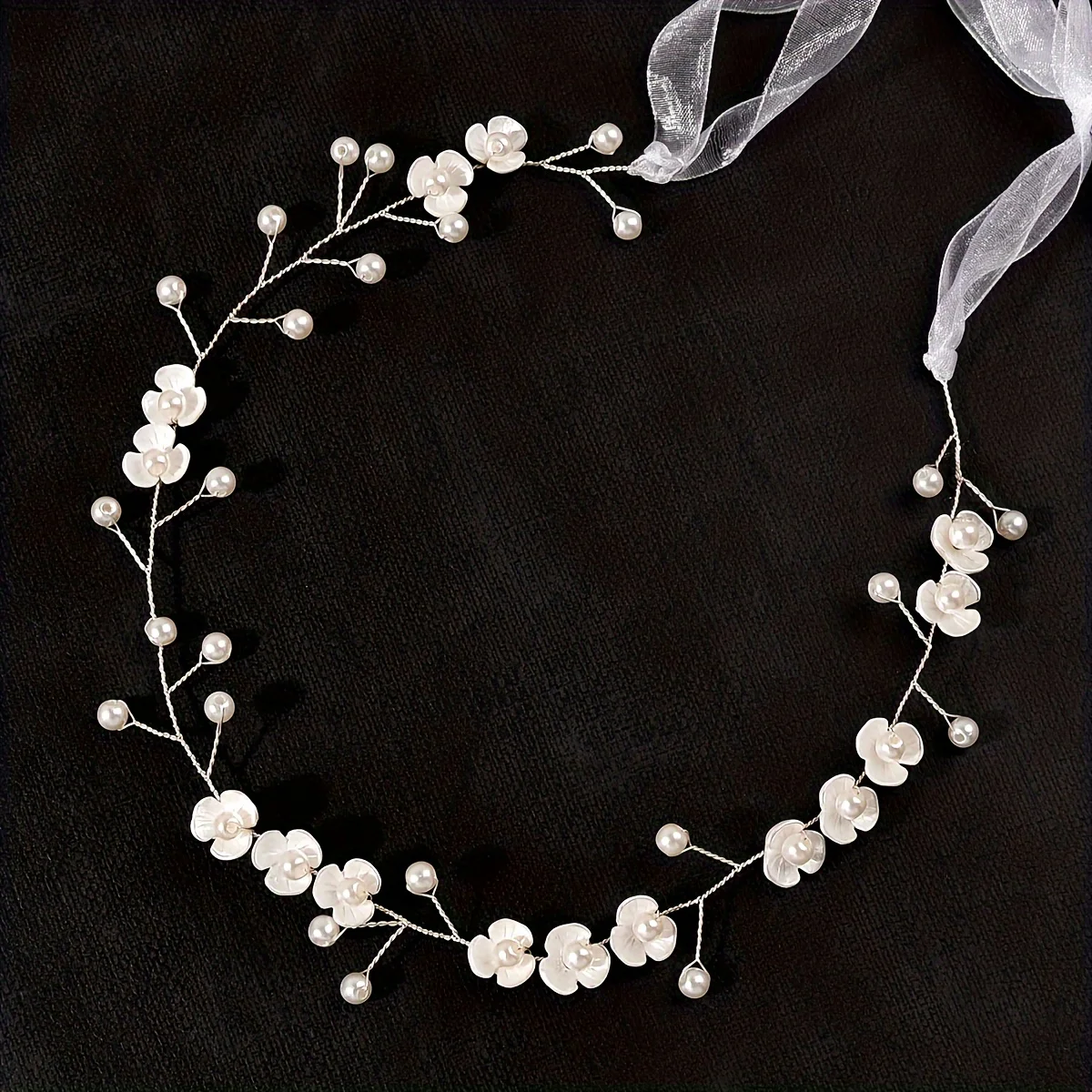 Tiara de Cabelo Artesanal com Pérolas e Flores, Acessório de Cabelo para Noivas e Casamentos, Joia de Cabelo