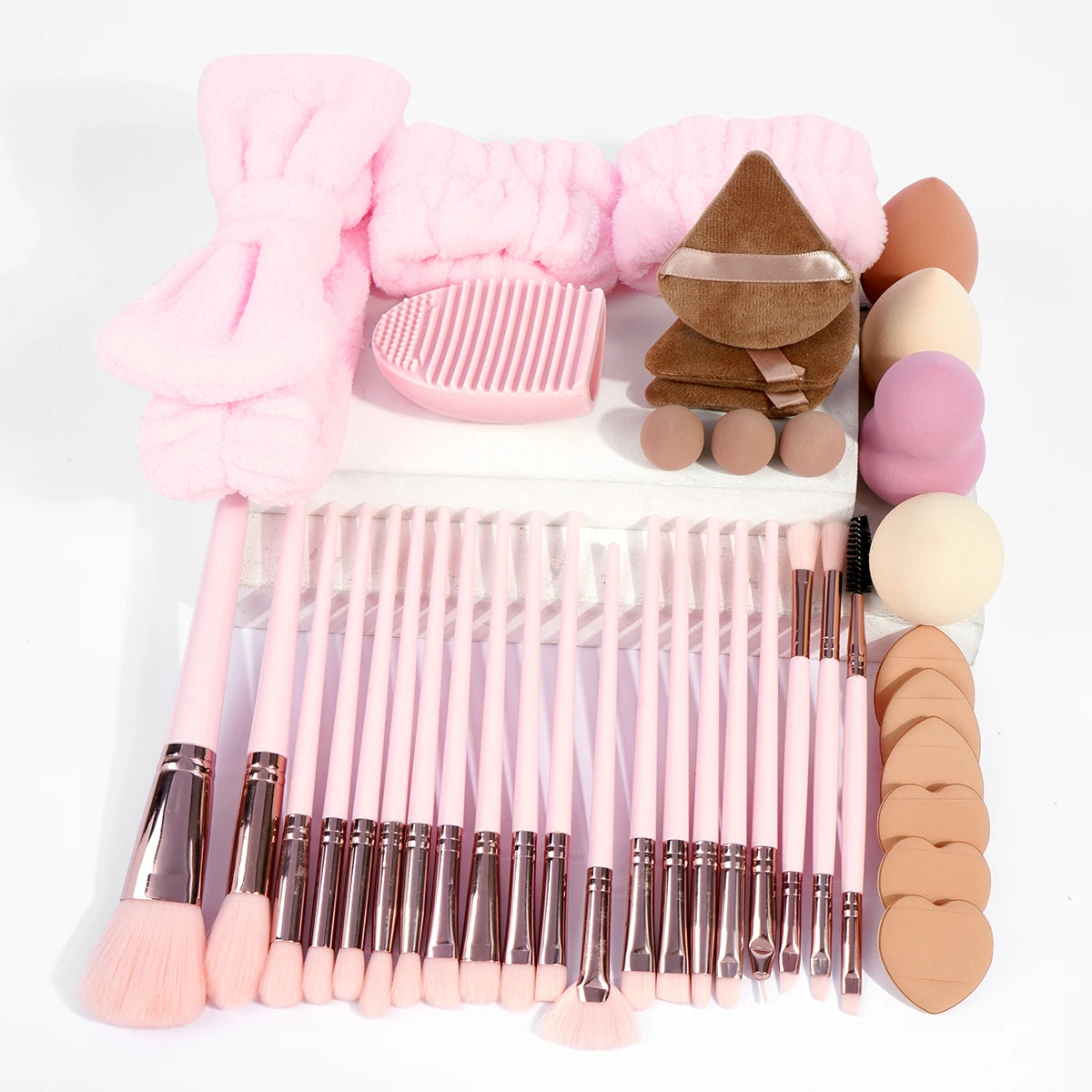 MAANGE 41pcs Makeup Tools Kit 20pcs Makeup Brushes 16pcs Blender Sponges & Storage , Brush Cleansing Pads Headband Wristbands