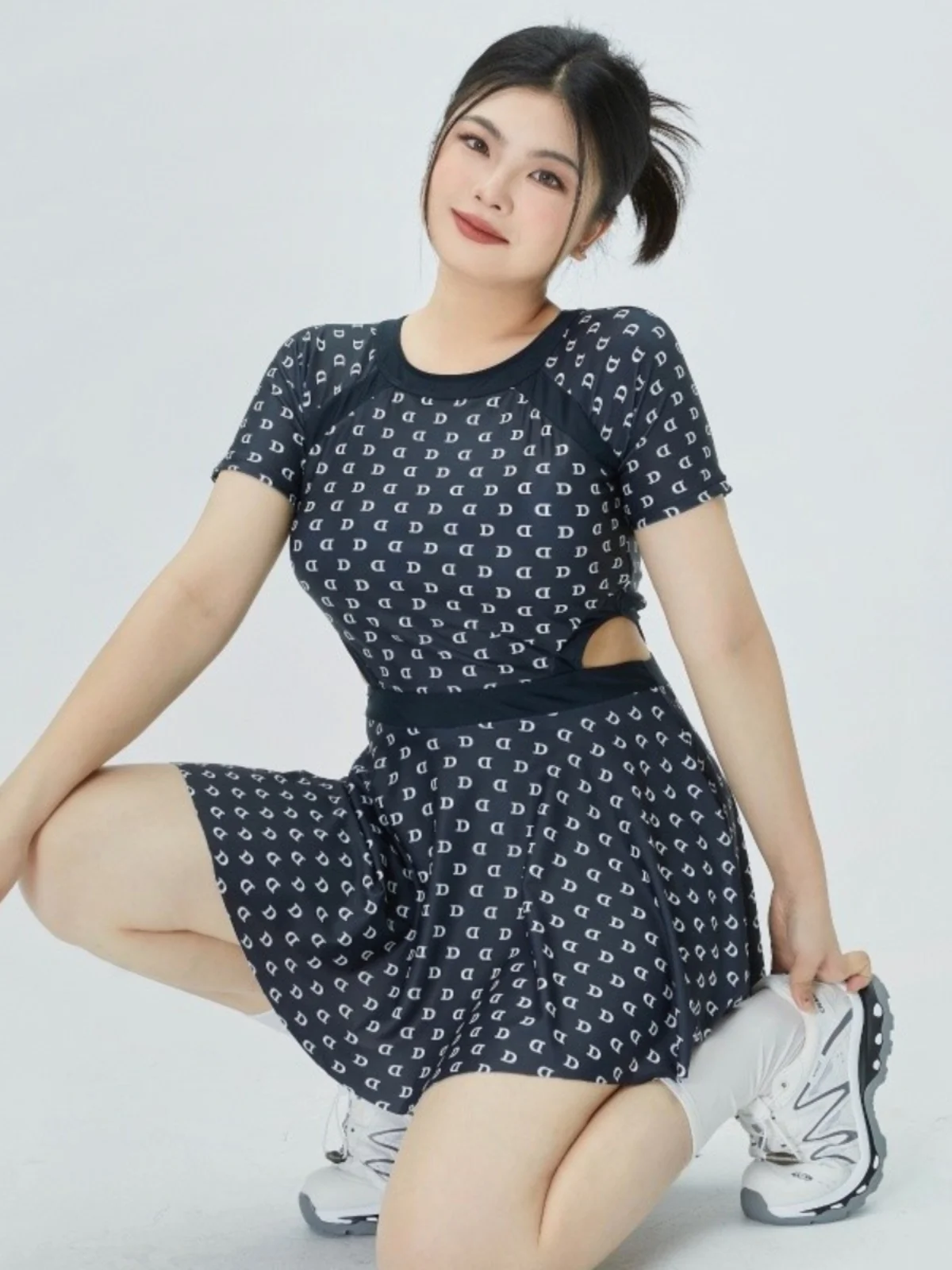 

Купальник-монокини для полных девушек, повседневный, в стиле ретро, с коротким рукавом, средней эластичности, для студенток