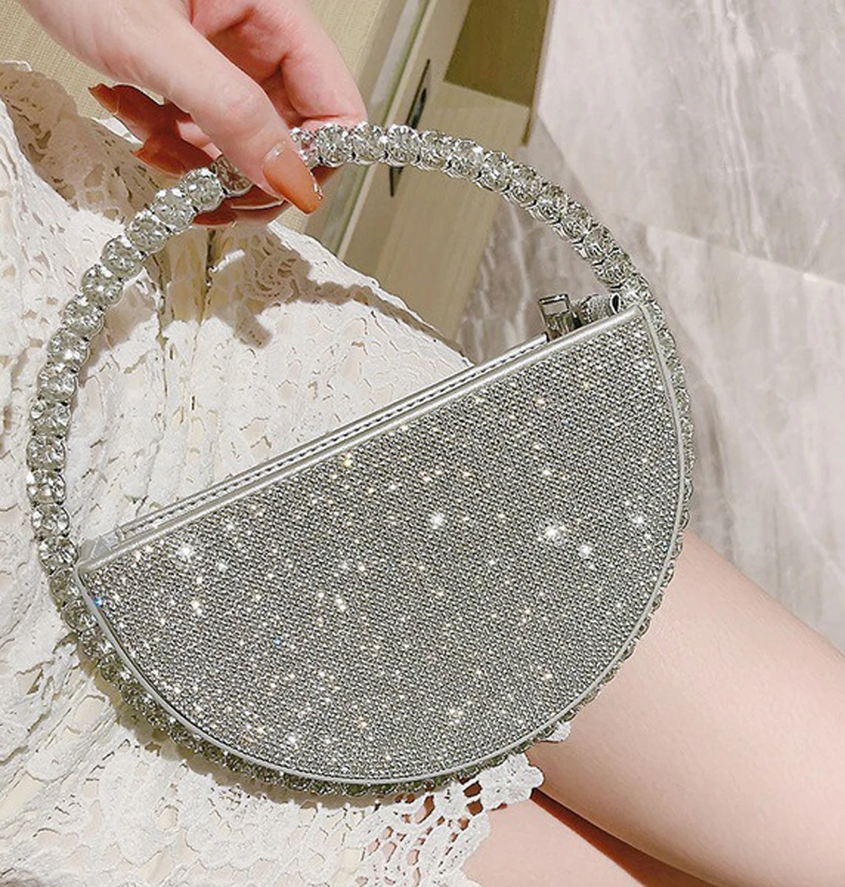

New niche round set diamond shaped handbag, socialite rhinestone banquet bag, French dress evening bag, crossbody dinner bag