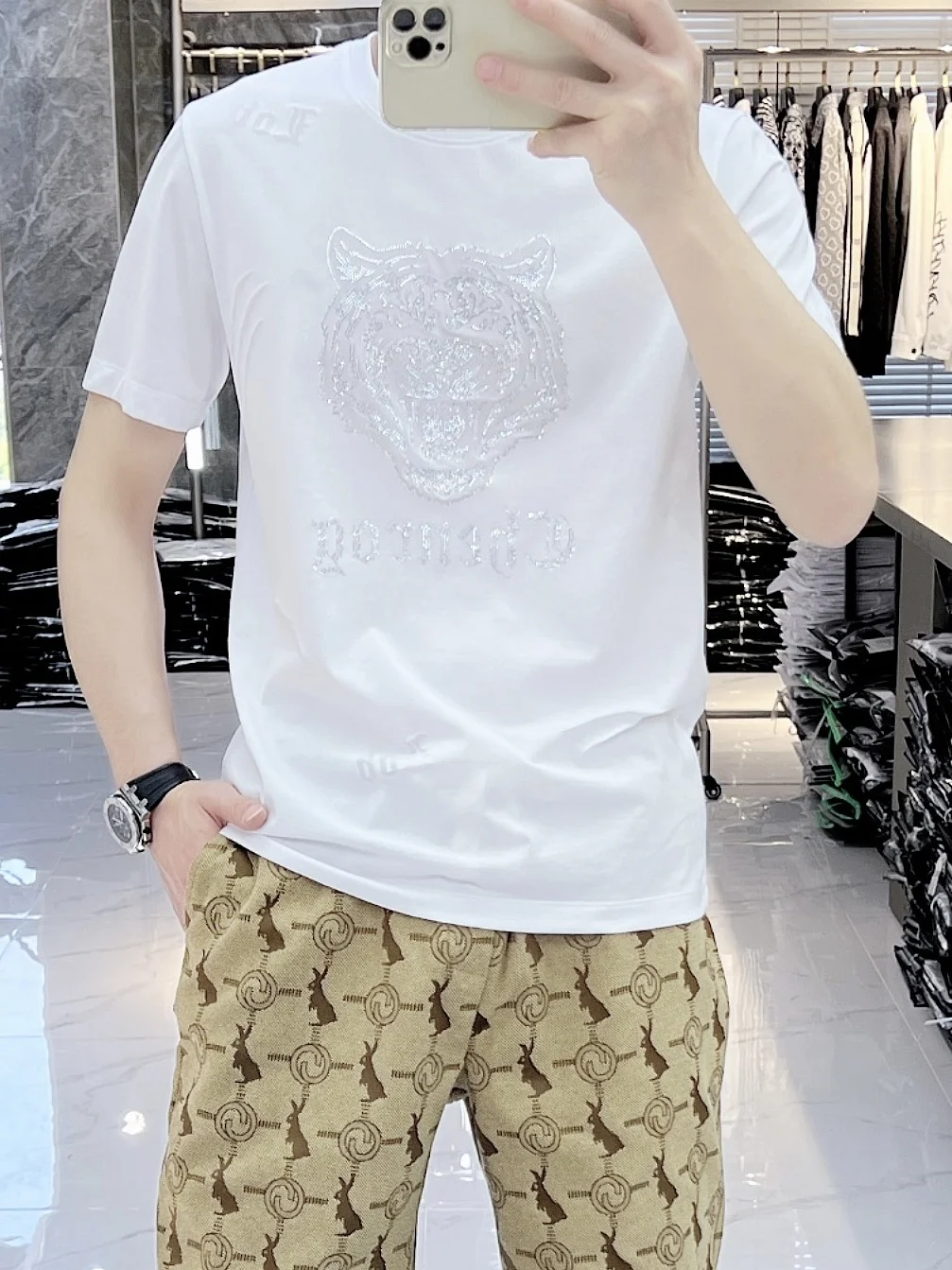 High-End Men's Ice Silk Cotton Short Sleeve T-Shirt with Tiger Head Embroidery And Diamond Heating Control Slim Fit Summer Top