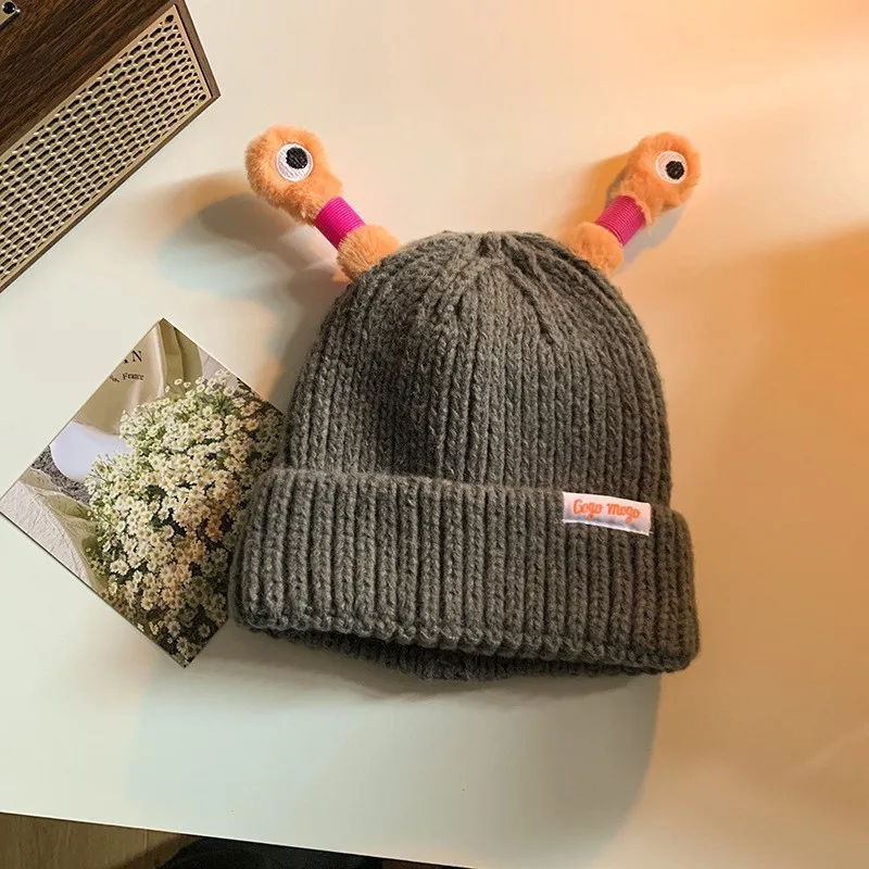 Niedliche Cartoon-schrullige lichtemittierende Tentakel-Strickmütze, Eltern-Kind-Modelle, warme Wollmütze, Augen, lichtemittierende Beanie, Monstermütze – Detail 9