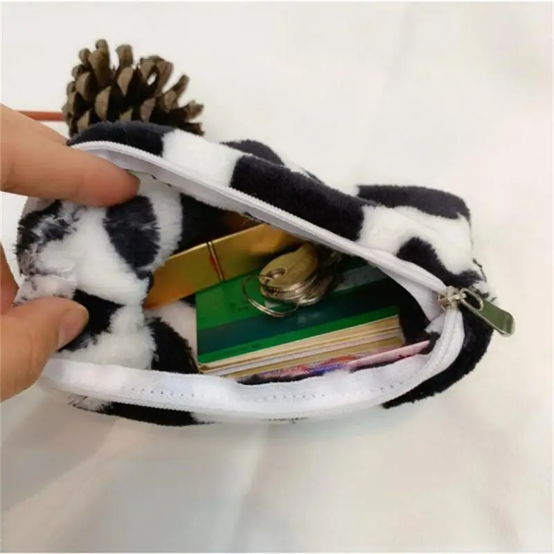 Small Volume The Cow Coin Purse High Capacity Mini Girl Soft Comfortable Storage Bags Plush Coin Cartoon Zipper Wallet Storage