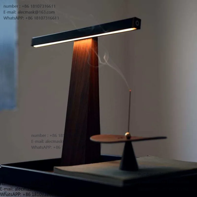 

Table lamp simple modern creative personality living room study bedroom bedside