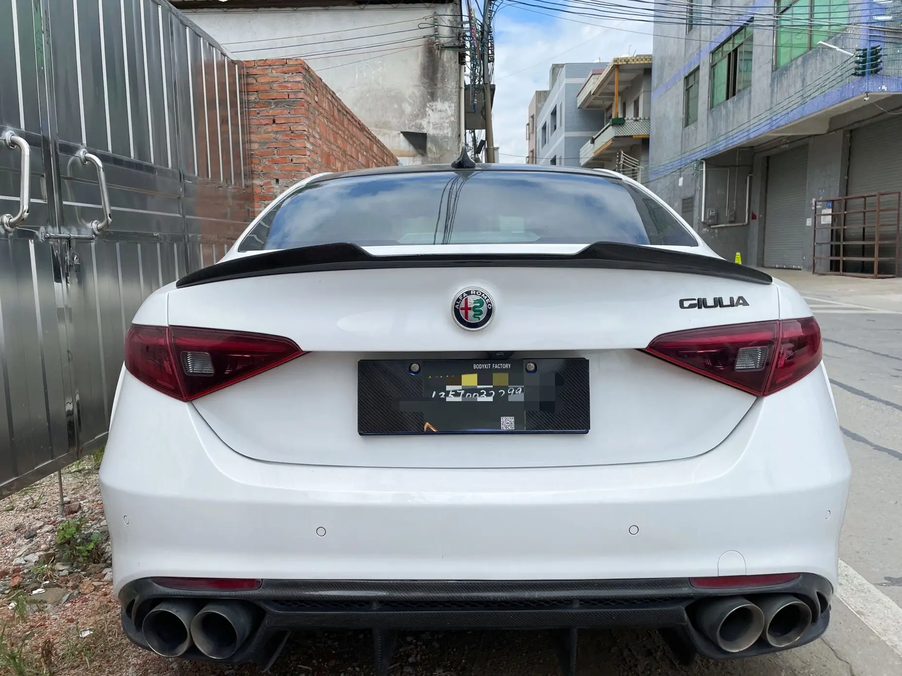 

Спойлер для Alfa Romeo Giulia, спойлер для заднего багажника из углеродного волокна, глянцевая черная отделка, квадролитовый Верде, стиль QV 2015 - UP