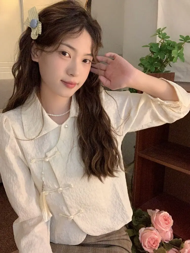 

Retro Doll Collar Long Sleeve Shirt Women's Short Style Chinese Button Slimming Fashionable Top Korean Version Straight Cut