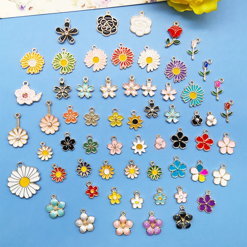 Mix 60 Pcs Wholesale Enamel Flowers Charms Rose Sakaru Daisy Pendants for Necklace Bracelet Earring DIY Jewelry Making Findings