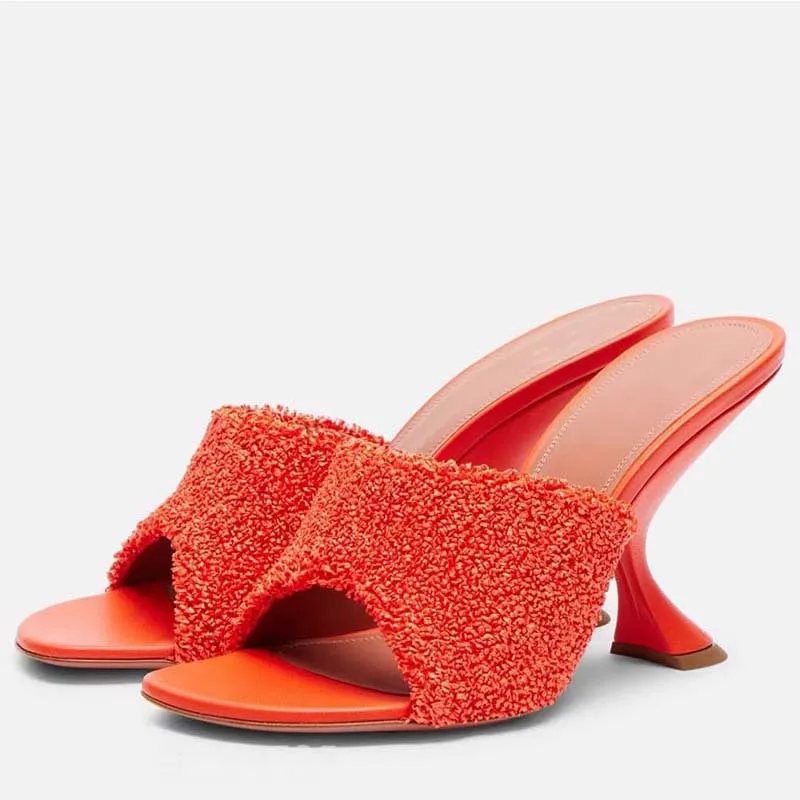

Special-Shaped Open-Toed Sandals Open-Toed High-Heeled Flip-Flops Large Size Fashionable Orange Furry Slippers for Outdoor Use