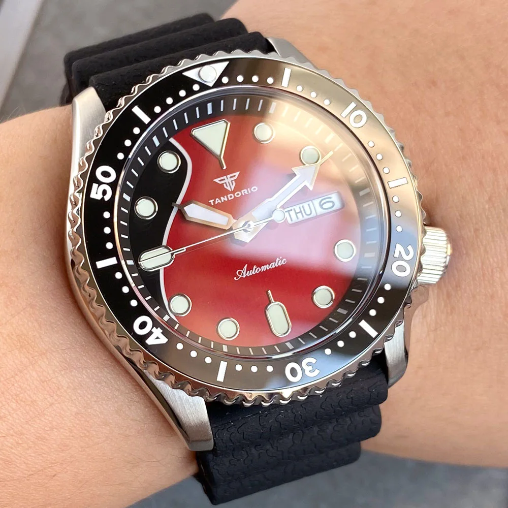 41mm Classic 200m Water Resistance Sapphire Glass Diver Stainless Steel Bracelet NH36A Automatic Mechanical Men's Watch Lume view 4