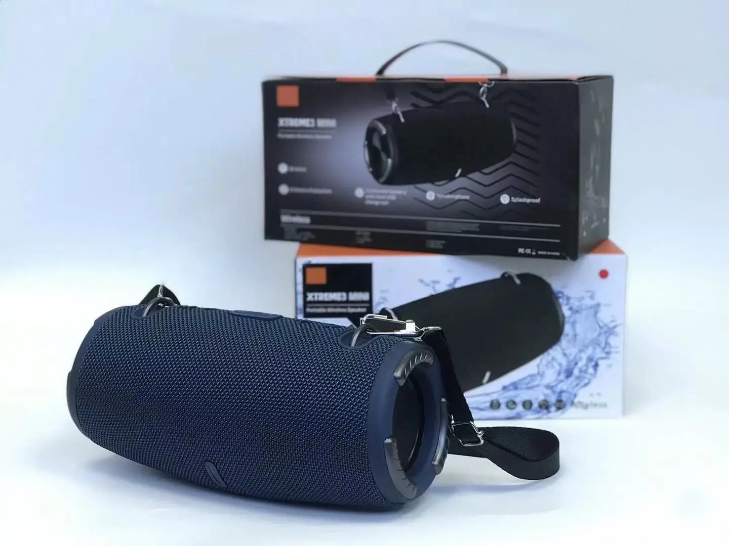 Hot Selling Extreme 3 Mini Outdoor Subwoofer Boombox Waterproof PC Column Wireless Speakers FM Radio Party Stage Use