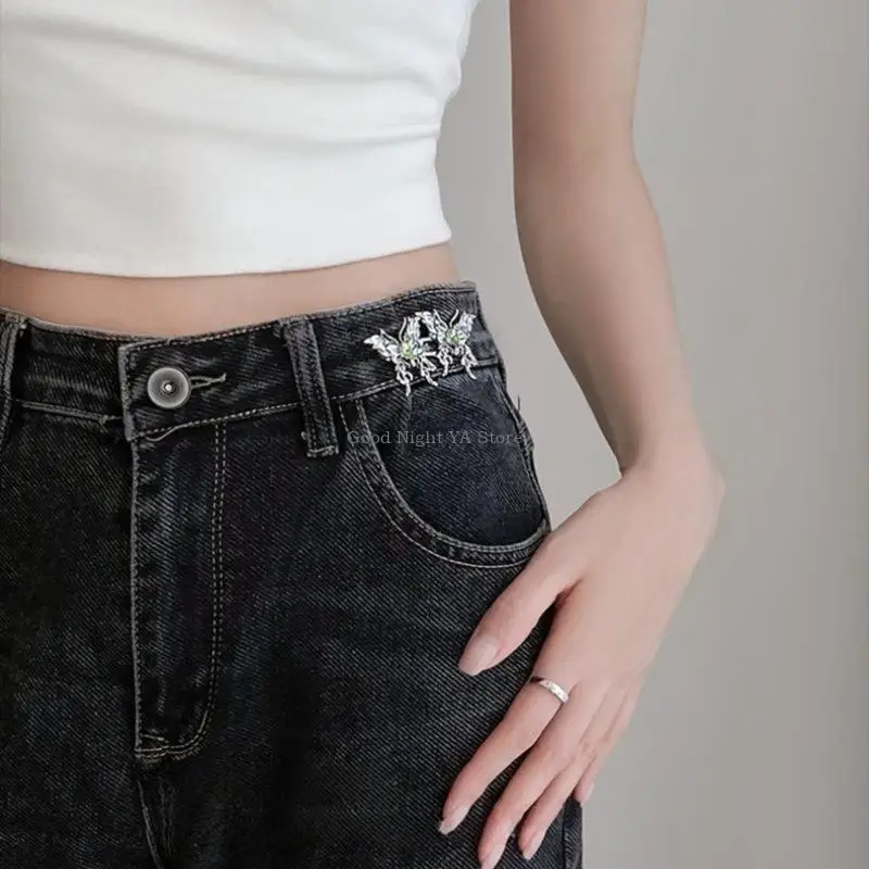 Calça jeans com cintura borboleta oca