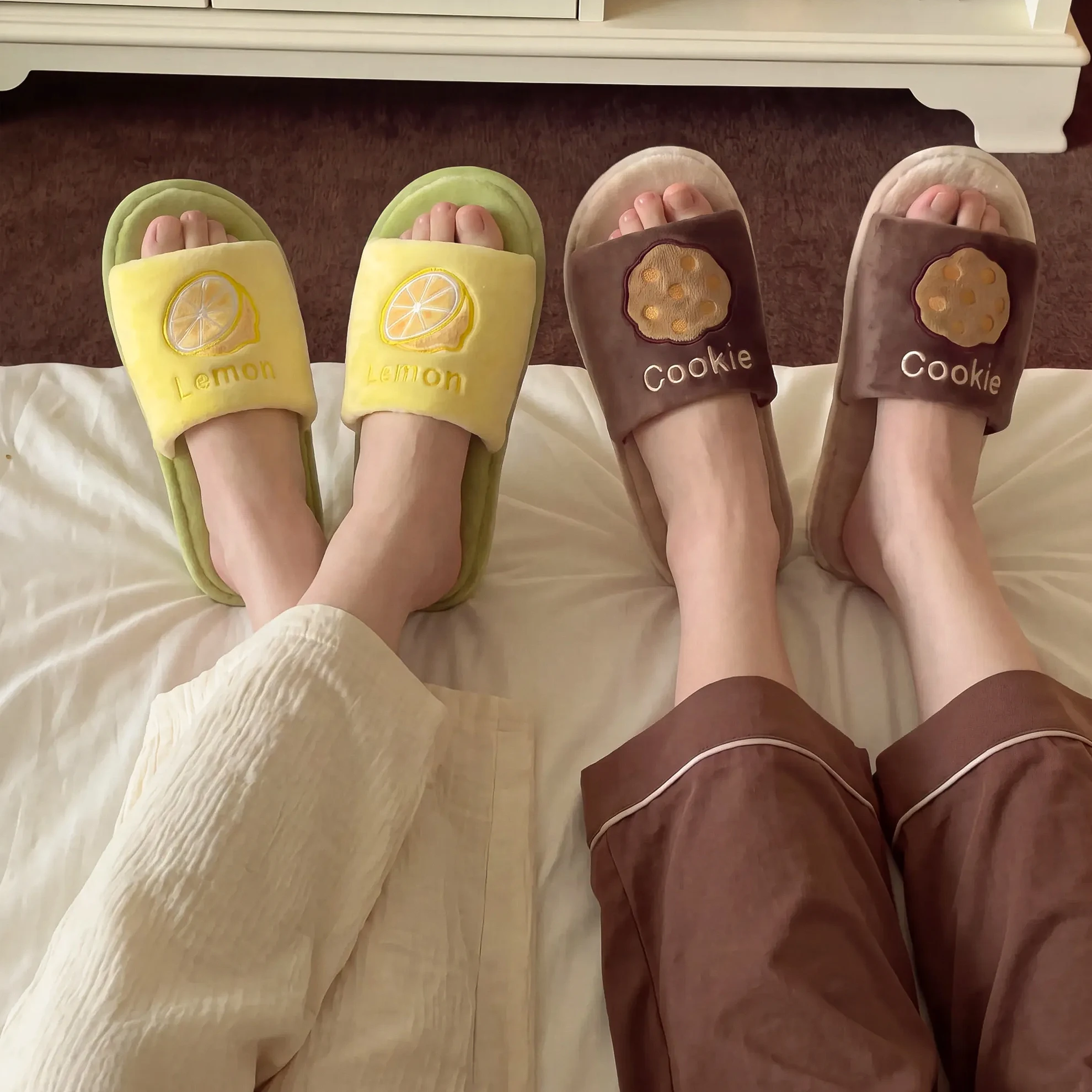 Women's Cute Fruit Lemon Slippers Suitable for All Seasons, Sweet Slip- Indoor with Lemon Motif Soft Sole, for Women Shoes