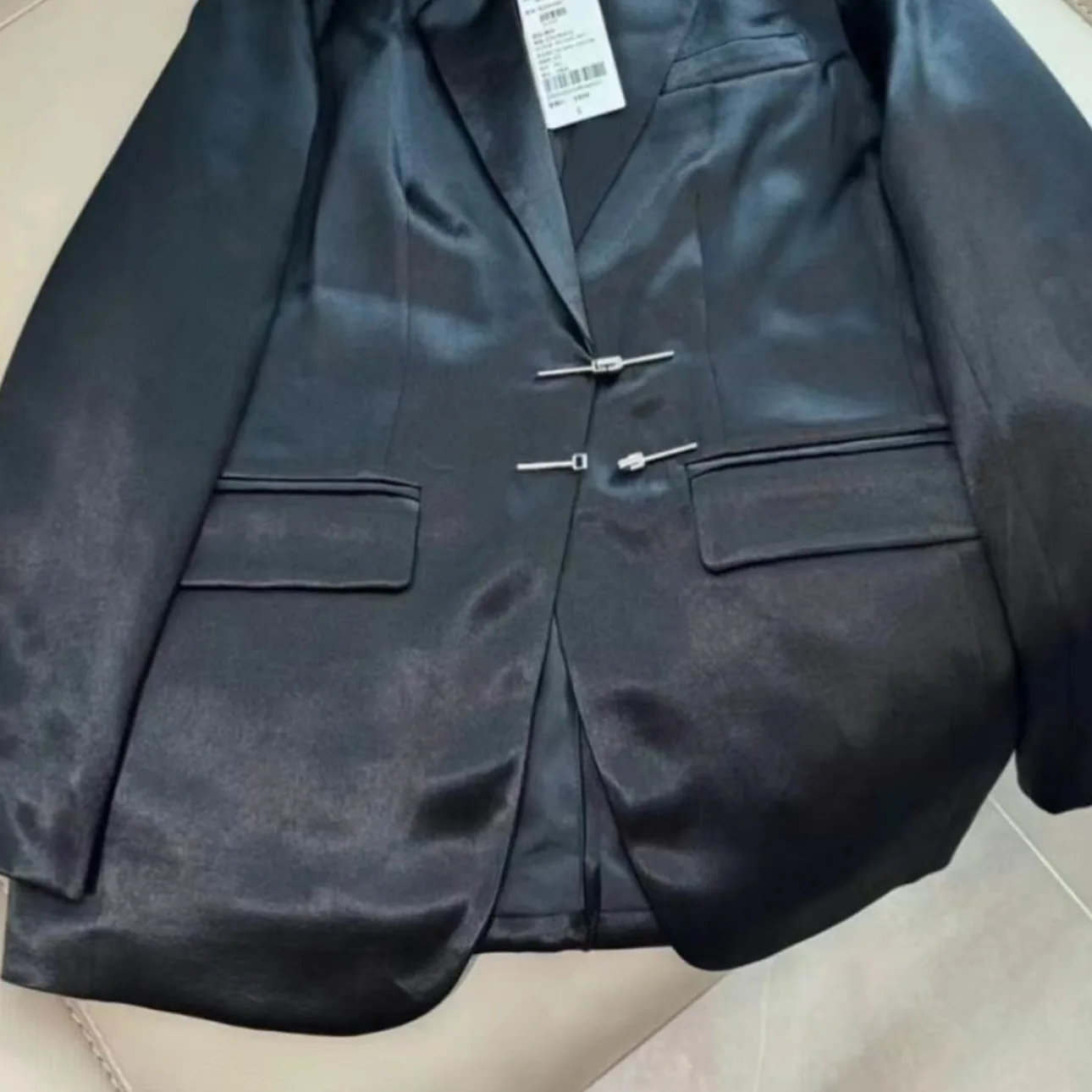 Ele bla acetato cetim solto casual terno feminino de comprimento médio jaet 2024 primavera outono design original ajuste original