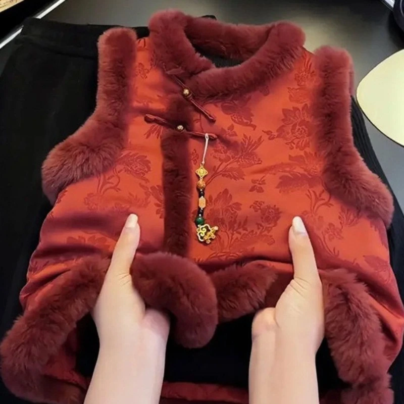 

Spring and Autumn New Vest Advanced Sense National Style Temperament White Padded Cotton Vest New Chinese Red Thickened Fashion