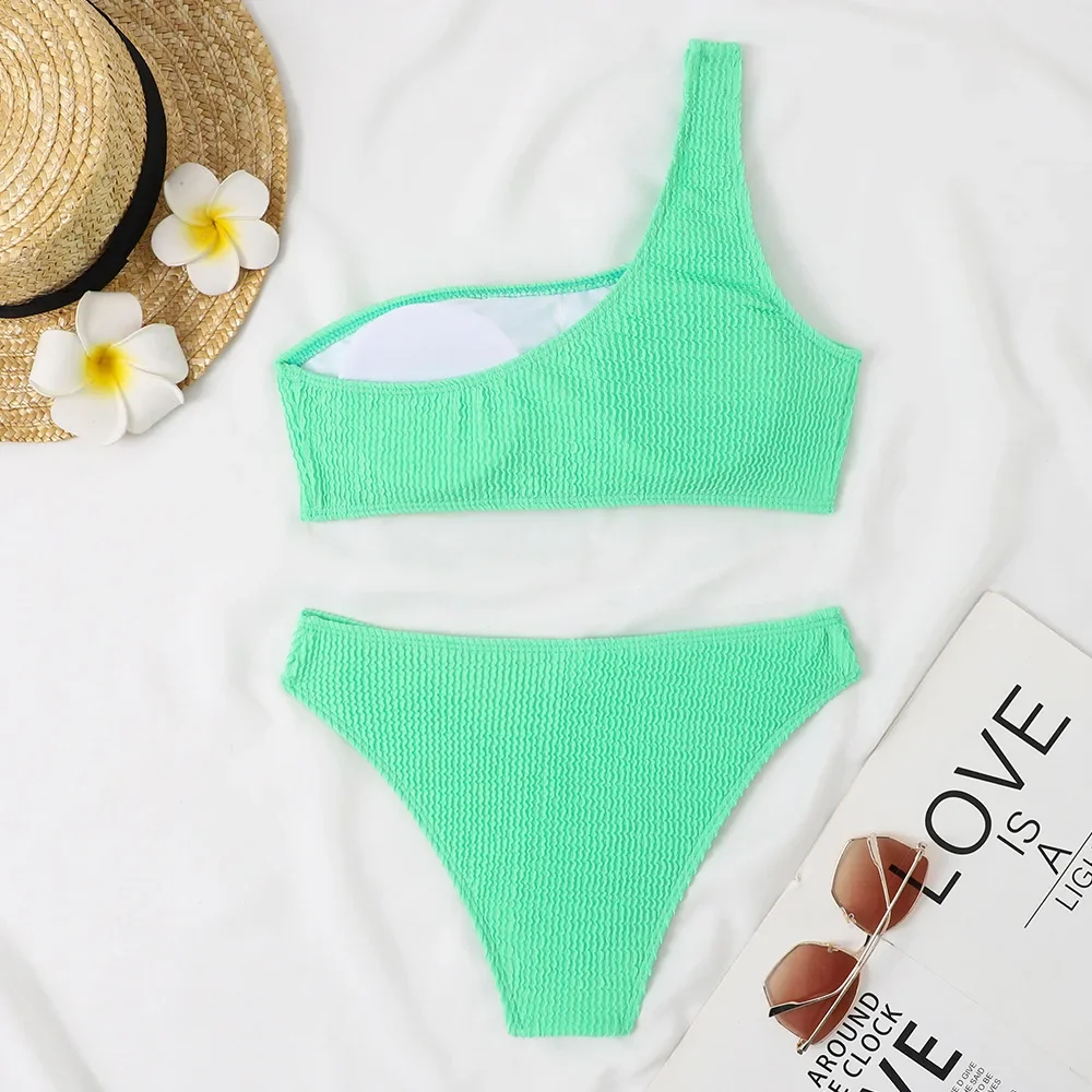 Bikini con Tanga Sexy para mujer, traje de baño de dos piezas, traje de baño femenino, conjunto de Bikinis blancos, bañador de un hombro, ropa de playa, traje de baño 2025