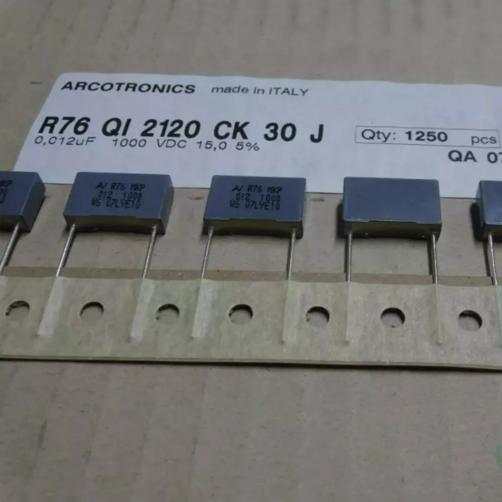 

10pcs/lot AV R76 0.012uf/1000V 12nf 123 Brand New 15mm Film Capacitor R76QI2120CK30J