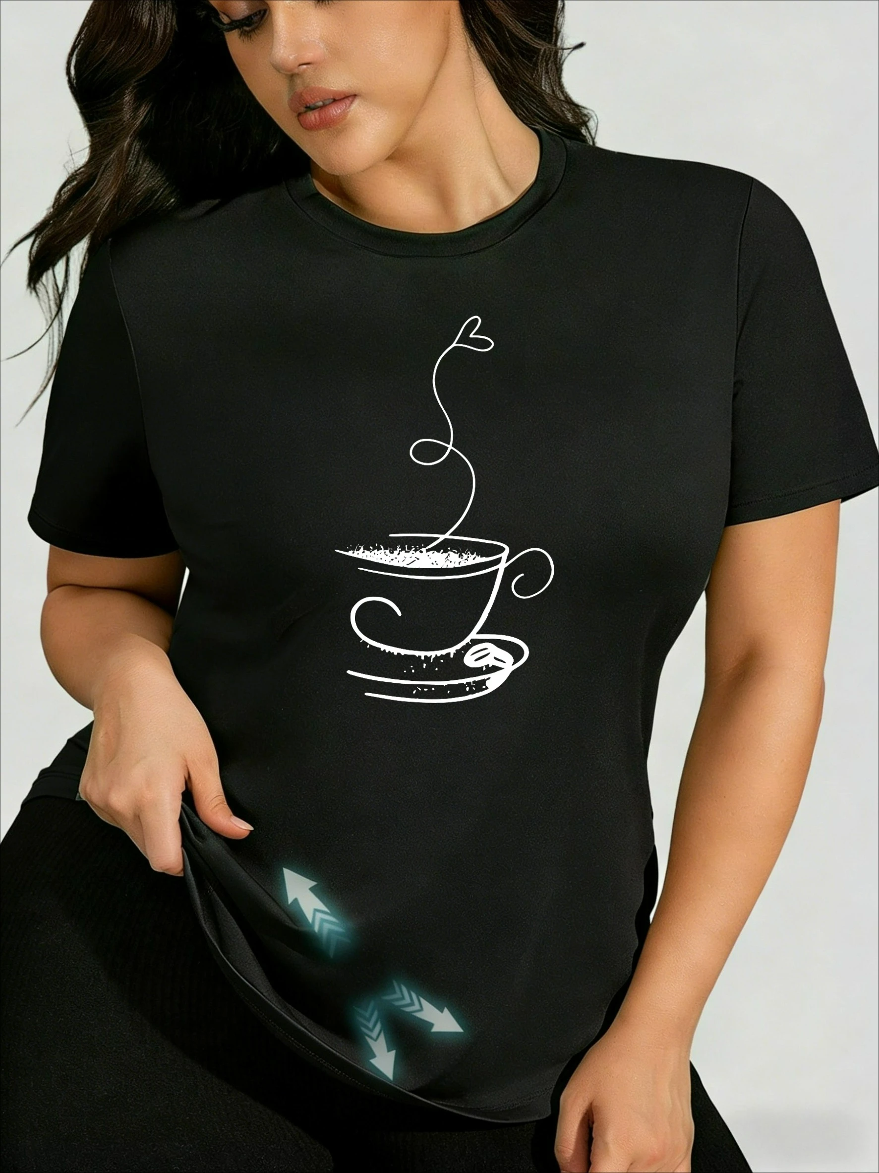 

Atmospheric Love Heart Coffee Cup Plus Size T-Shirt, Summer Sweet Cool Style Versatile Casual Elegant Top