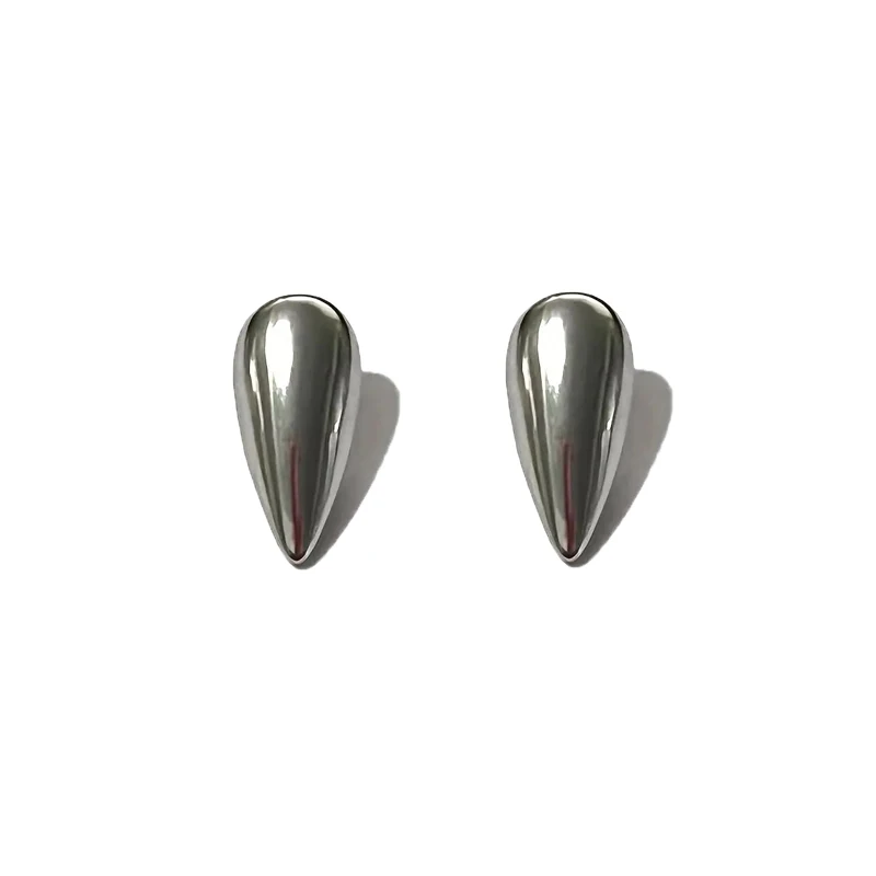 2Pcs 17MMShiny Golden And Silvery Fangs Suitable for Both Men And Women, Perfect for Halloween, Christmas, And Everyday Wear view 5