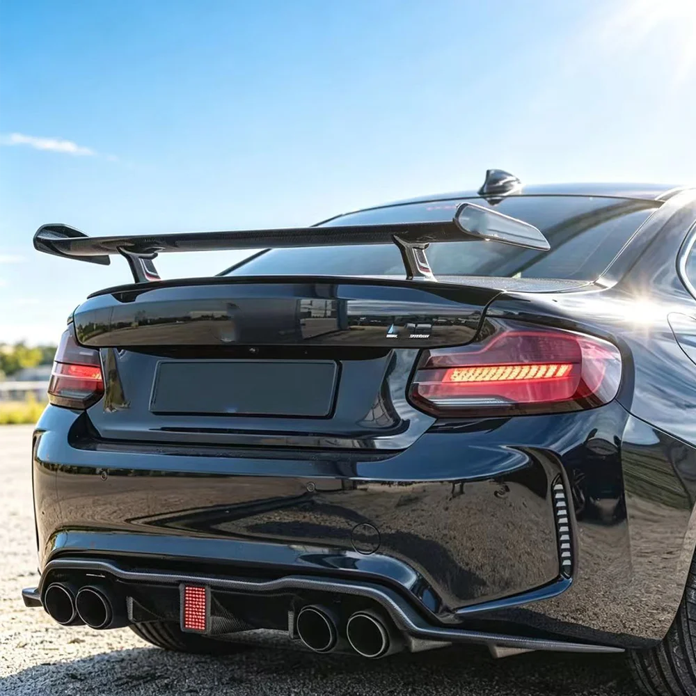 

Suitable for BMW 1 2 3 4 5 6 7 series BMW M2 M3 M4 M5 M6 100% carbon fiber MP model rear spoiler smooth black body kit rear wing