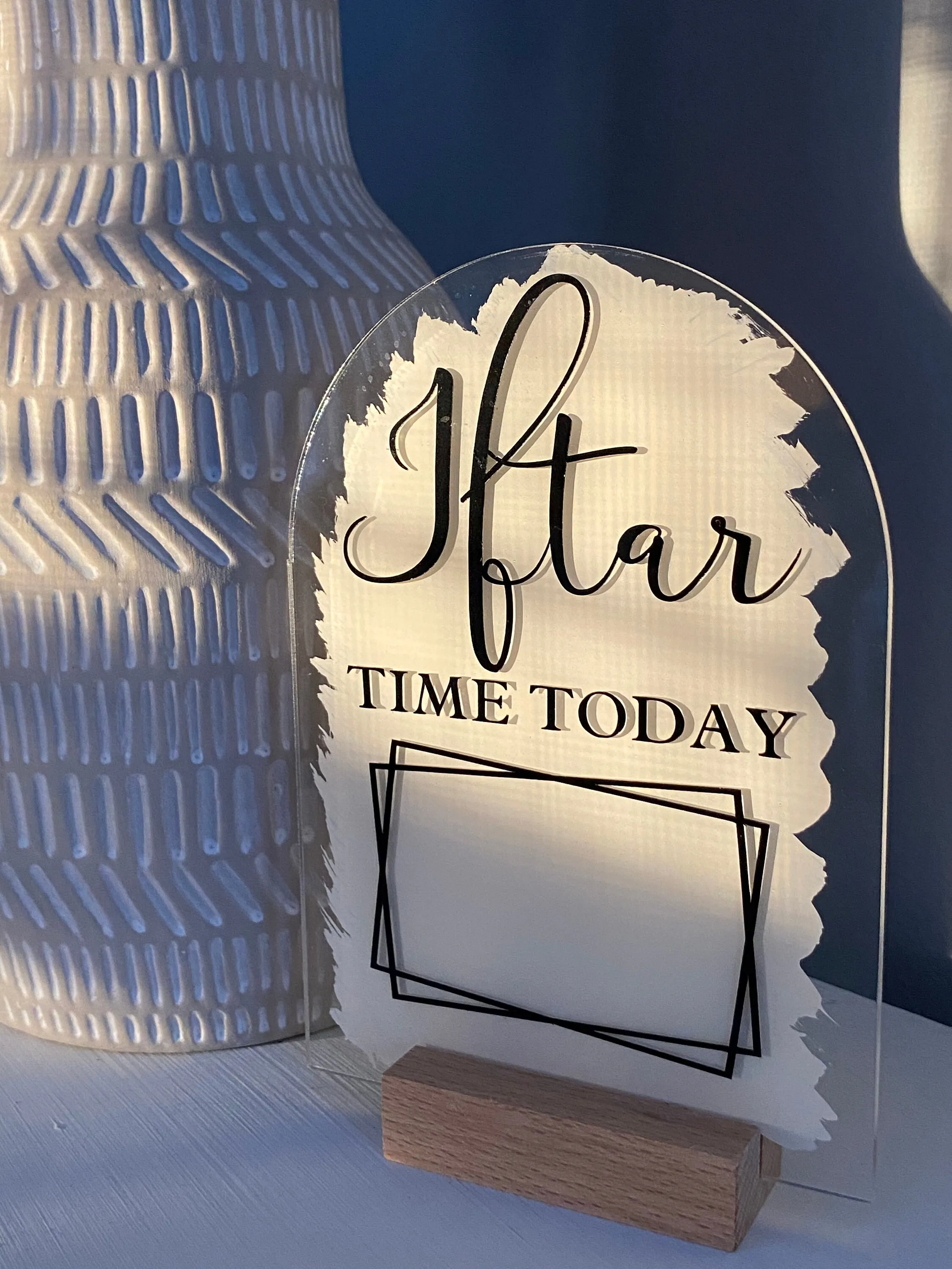 Ramadan iftar time tracker table sign decor