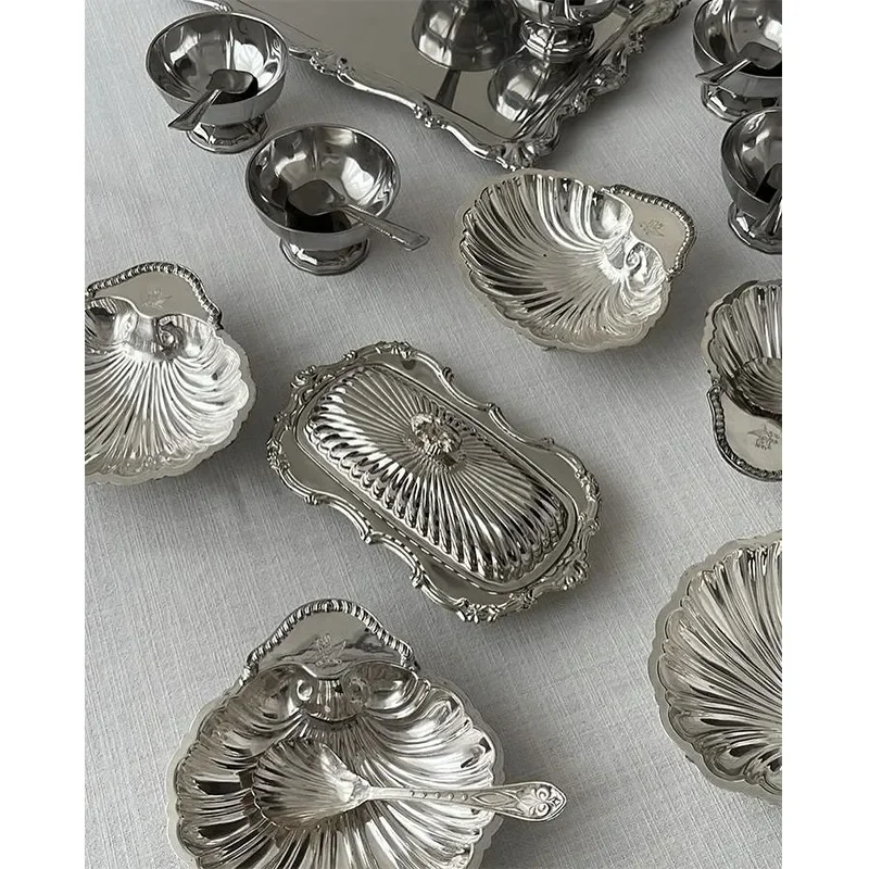 Retro 304 Stainless Steel Butter Dish with Lid European Striped Design for Home Kitchen Hotel Tableware Storage Box