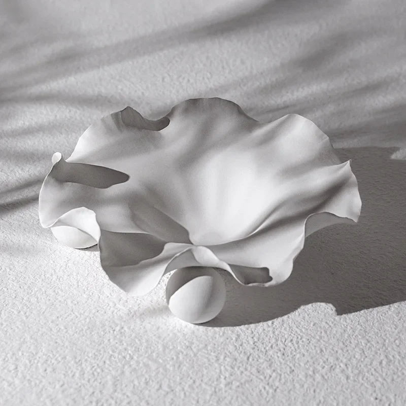 Waterproof new glazed ceramic fruit plate, Nordic ornaments, home decoration craftsmanship, advanced modern handmade
