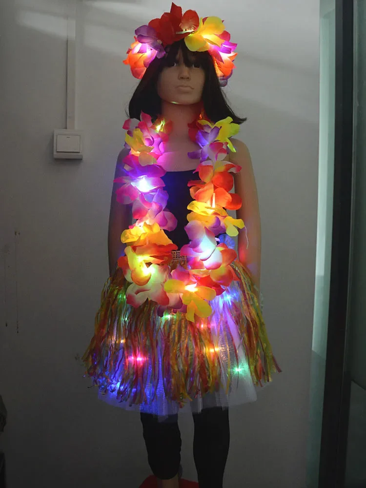 Falda de Hula de hierba hawaiana con luz LED, disfraces luminosos para niña y mujer, guirnalda de fiesta Luau, corona, baile de Leis, Festival de boda