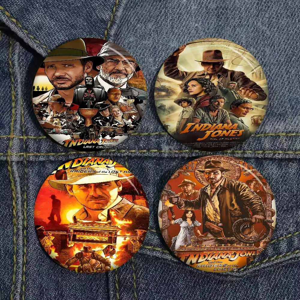 فيلم I-Indiana Jones دبوس زر ناعم مشرق مطبوعة أيقونة هدية للأصدقاء شارة طوق بروش التلبيب دبوس معدني