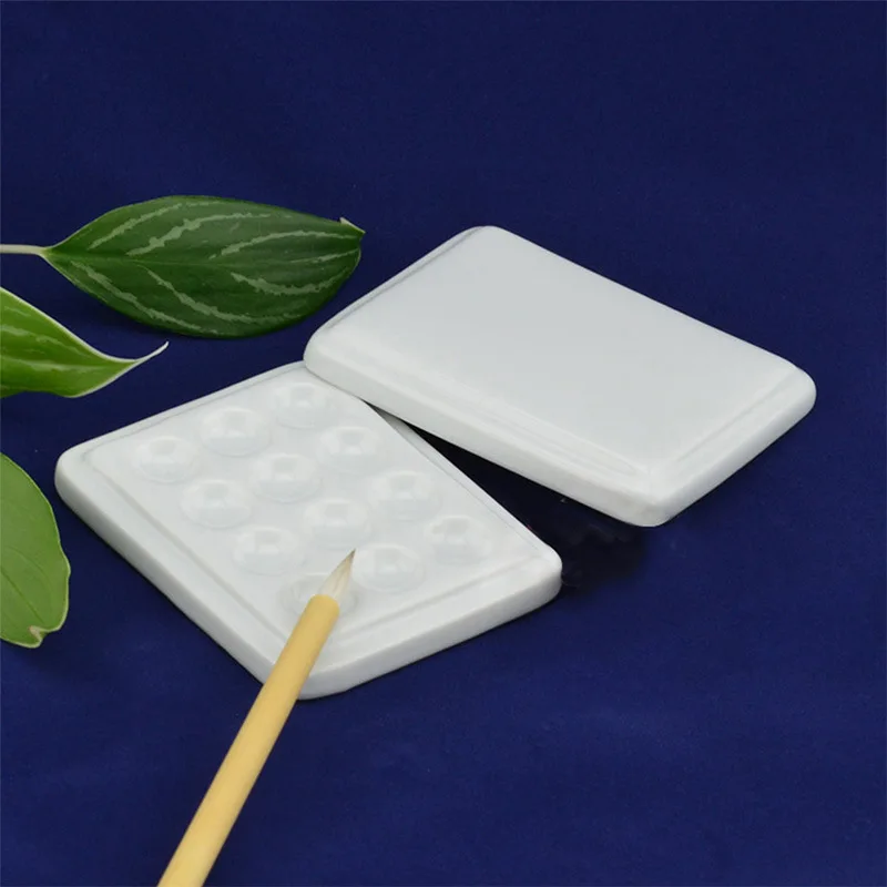 12 Well Imitation Porcelain Palette with Cover Dustproof Easy To Clean Acrylic Watercolor Oil Painting Manicure Color Blending