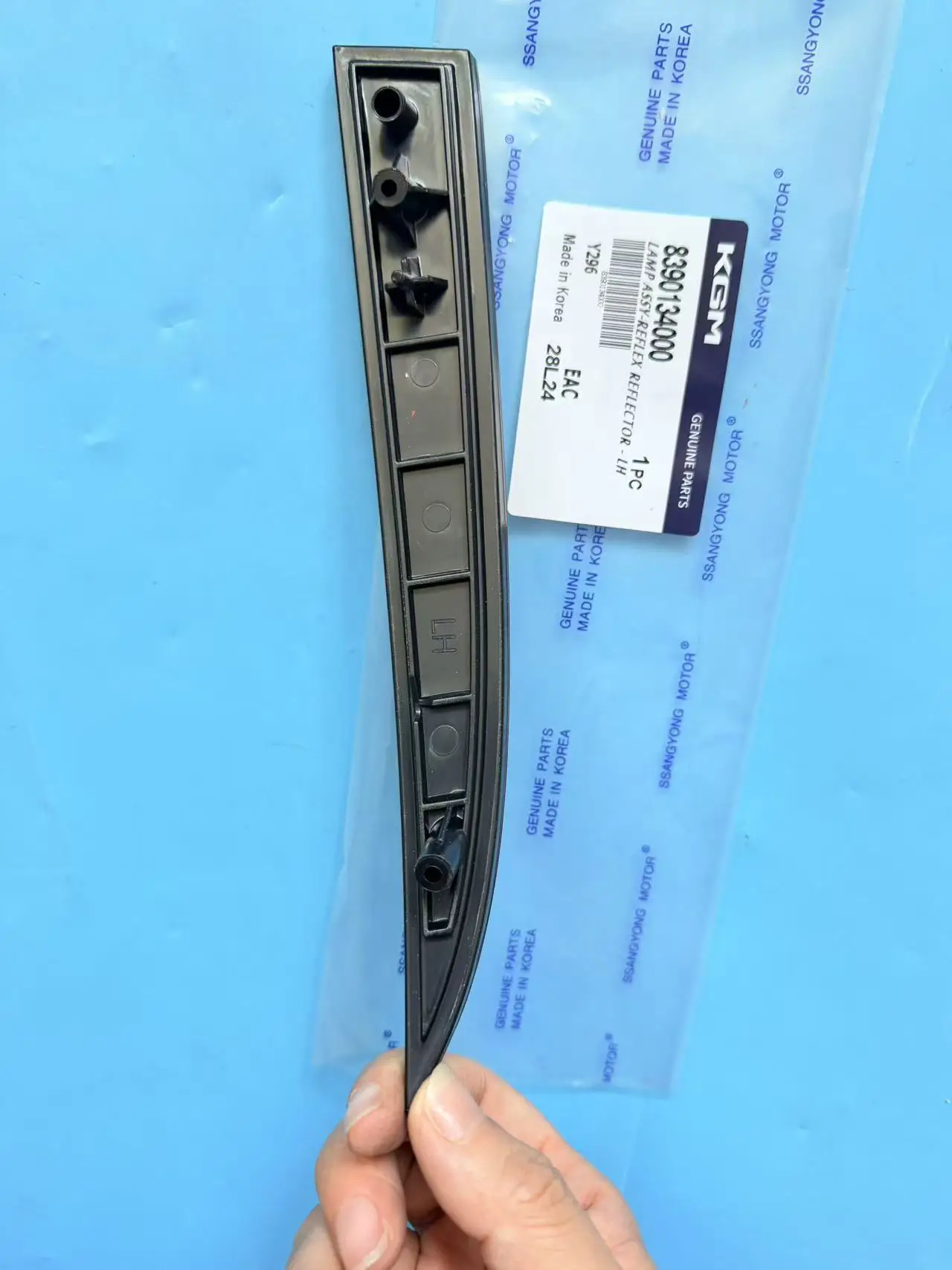 Reflex Reflector Lamp Assy Left LH 8390134000For Ssangyong Korando C New Actyon
