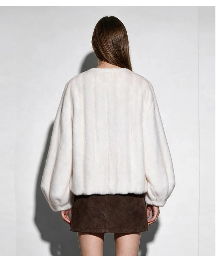 Amii Crew Neck Faux Fur Coat Lantern Sleeve Loose Fit Warm Light Luxury Minimalist 2026 Winter Women's Fur Coat 12624109