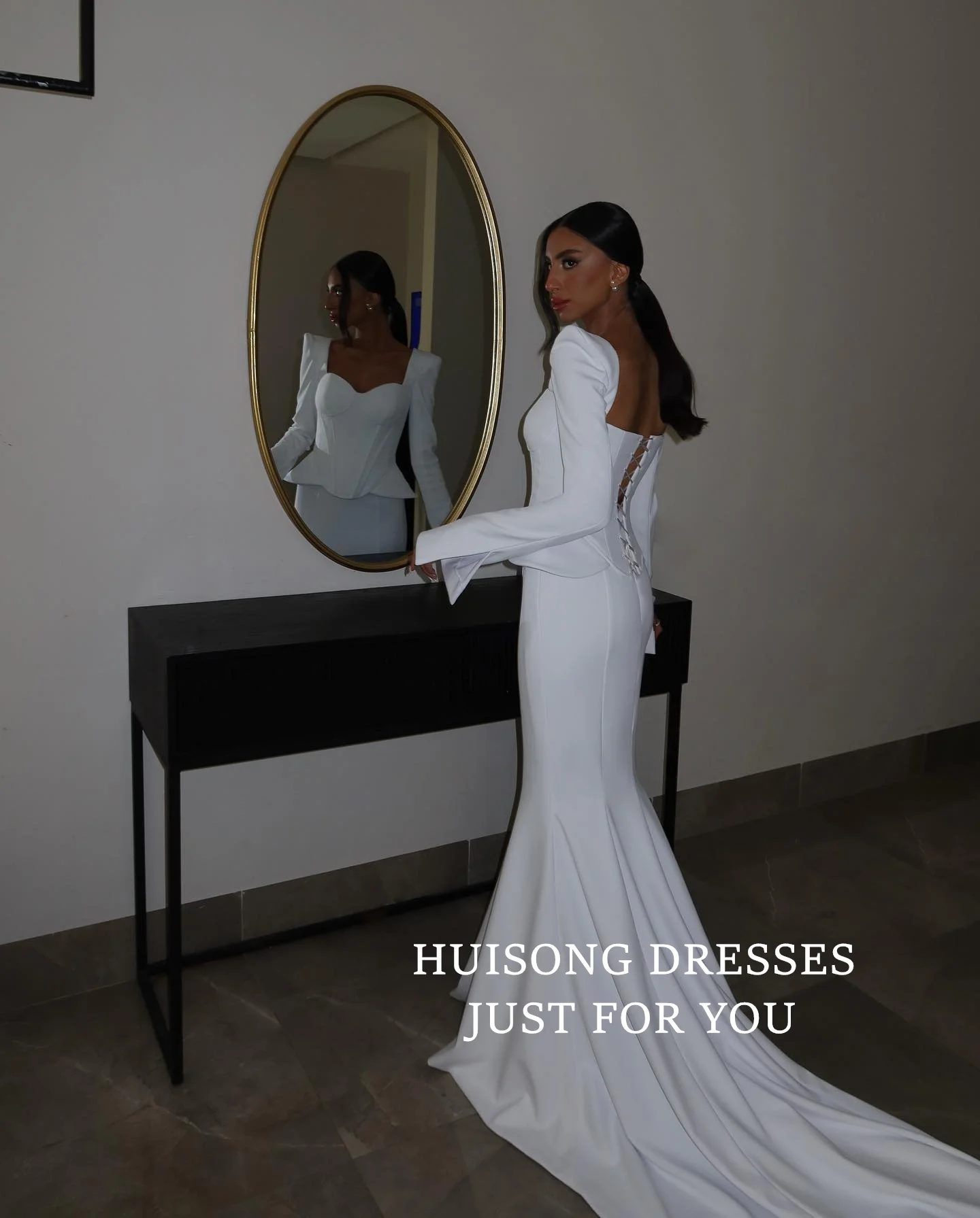 HUISONG Customized Simple Satin Mermaid Wedding Dresses Sweetheart Long Sleeves Beach Bridal Gown