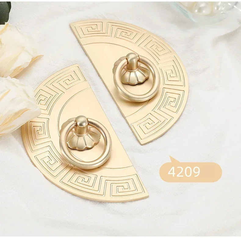 Gold Cabinet Knobs and Handles Luxury Gold Kitchen Cupboard Door Pulls European Drawer Furniture Handle Hardware Door Knocker