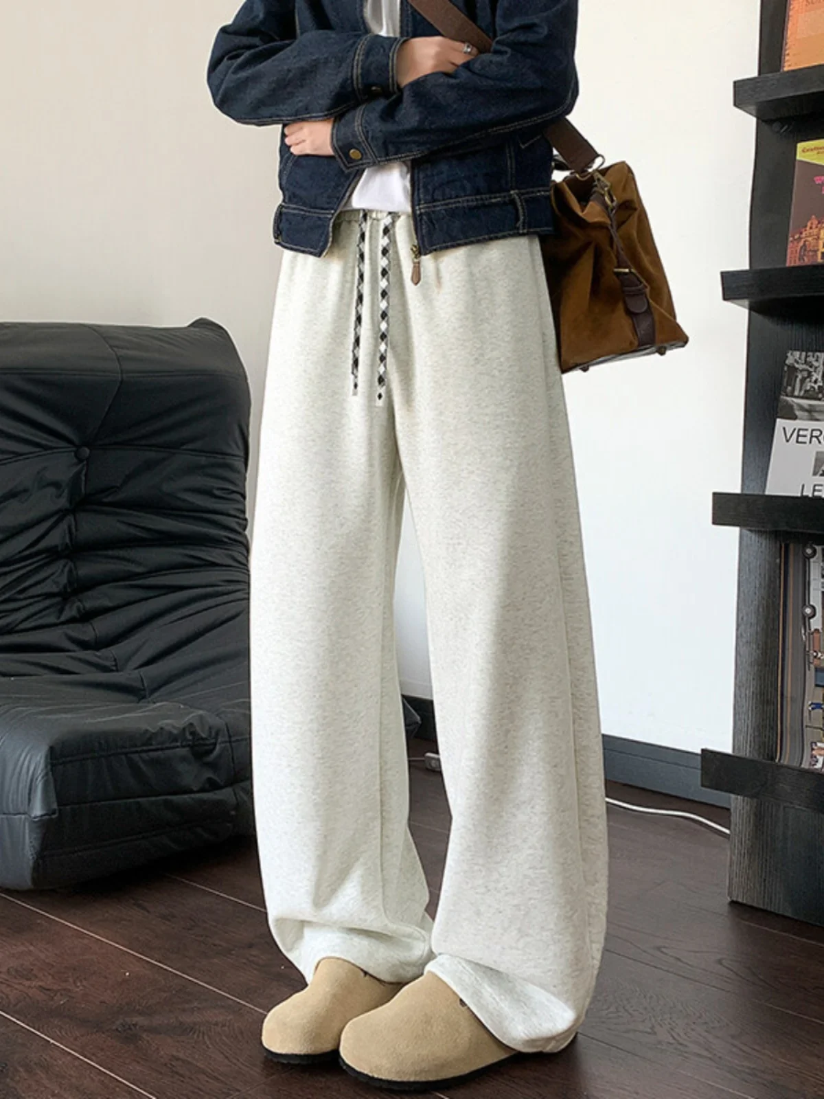 Loose American Style Wide Leg Knife Pants Men's Autumn Winter Straight Leg Lazy Sport Trousers White Flower Grey Color