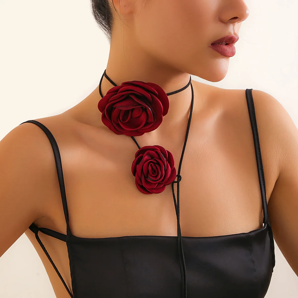 KMVEXO Gothic Elegant Big Rose Flower Clavicle Chain Necklace Women Wed Bridal Adjustable Choker Mariage Jewelry Y2K Accessories