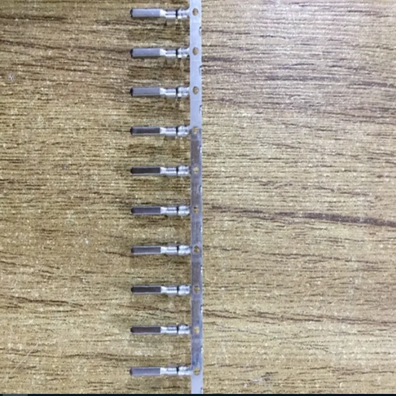 100PCS Original genuine connector 1928498805 For Car Smart Electronic Devices Automobile 100% brand new BTC 1.5 female terminal