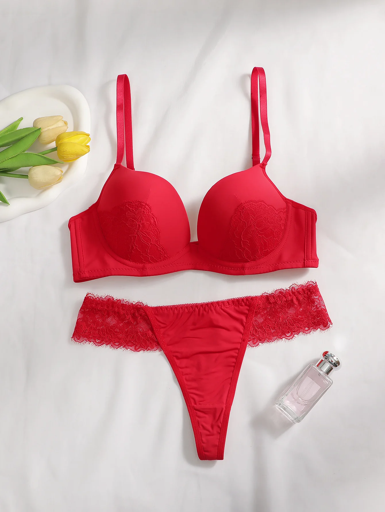 Women's solid color lace sexy lingerie set with steel rims push up straps adjustable bra daily close fitting lingerie set J2527