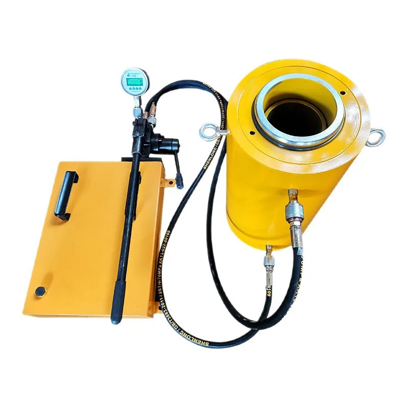 Electric synchronous hydraulic jack, double-acting hollow 60T hanging basket tension piercing jack 100 tons