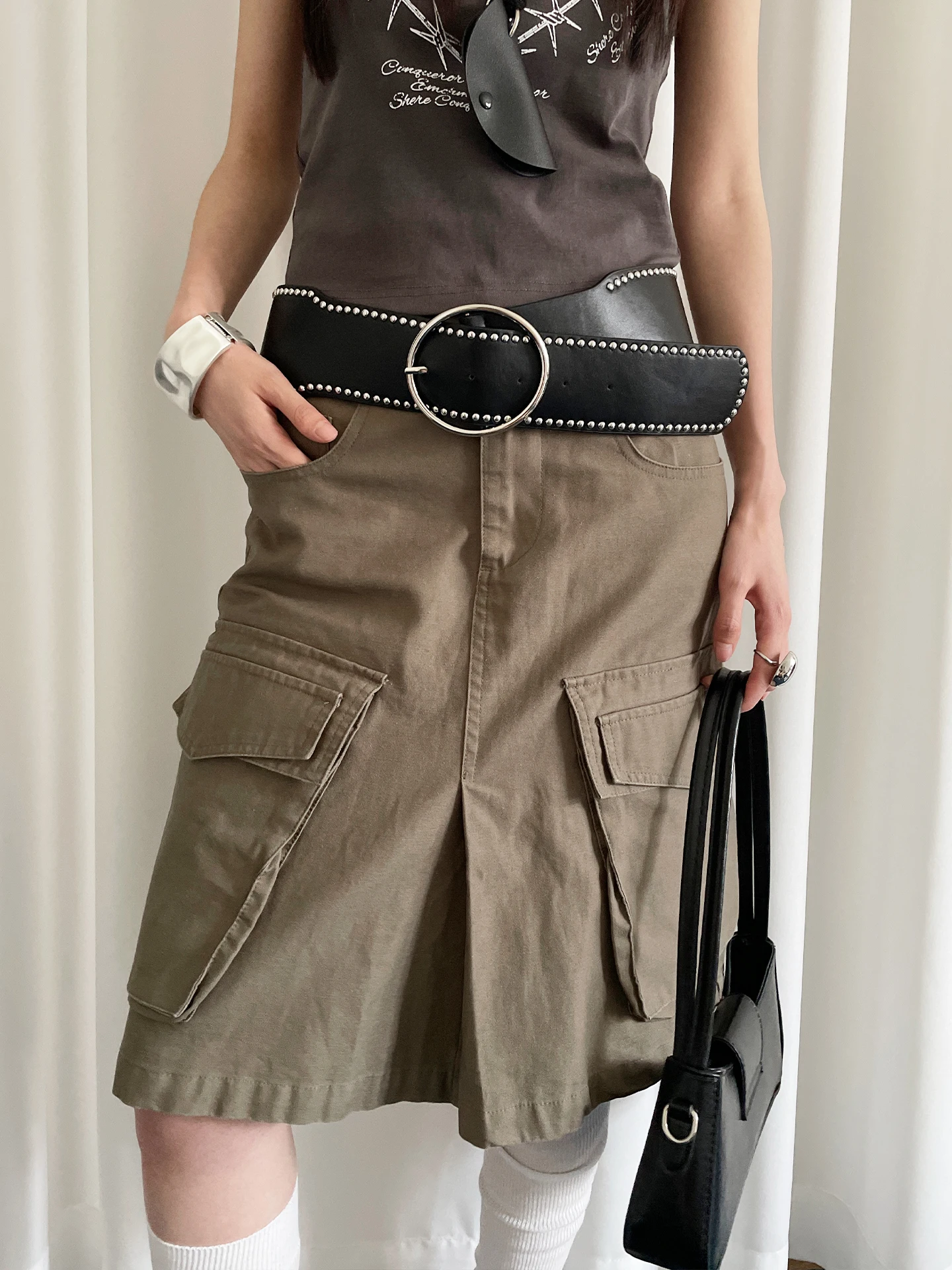 Design Sense Irregular Wide Rivet Belt For Women Minority Personality Waistband American Y2k Dress Jeans Belt
