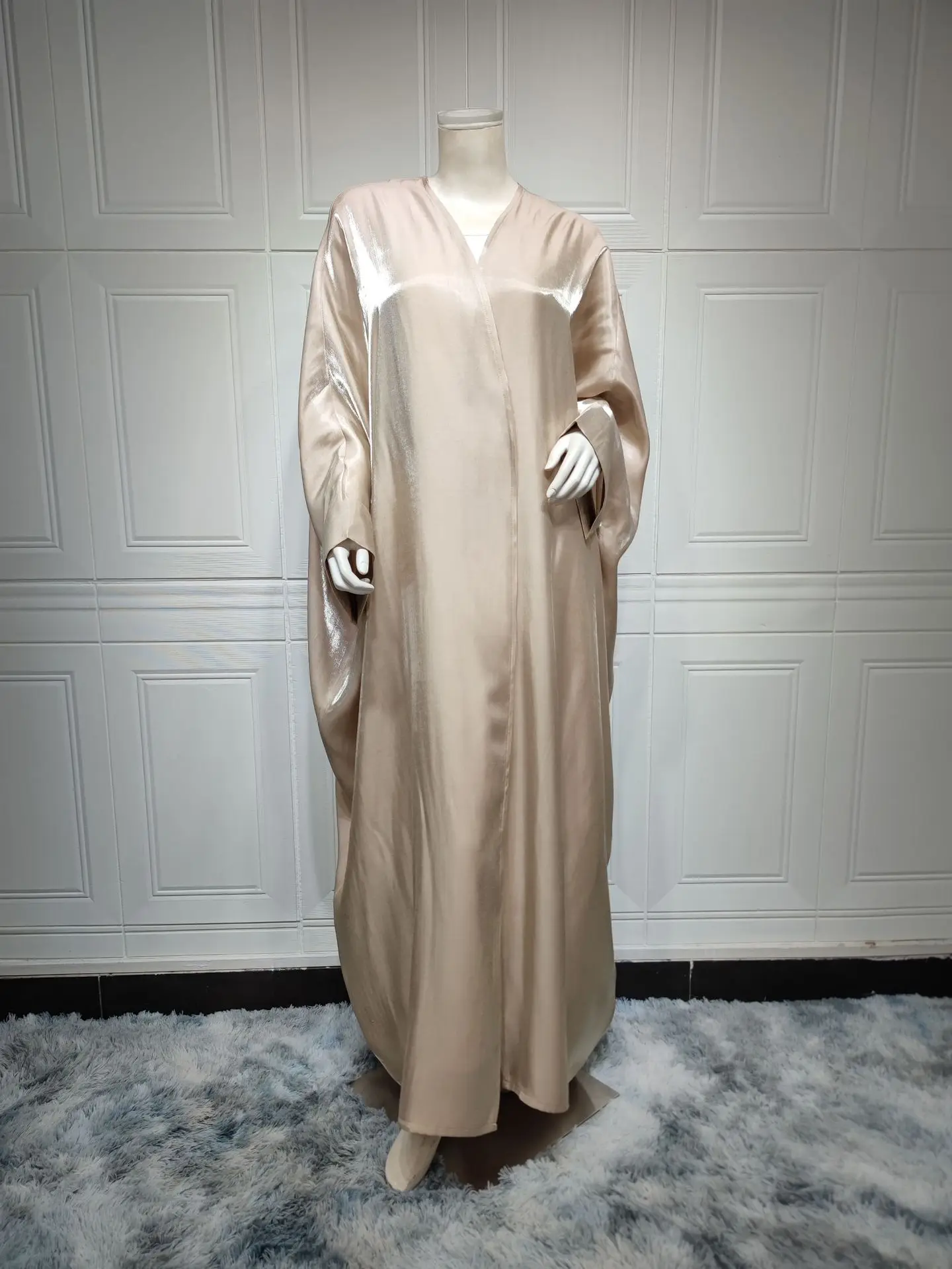 Bright Silk Satin Batwing Sleeve Cardigan Robe Modest Muslim Dubai Plus Size Kimono Open Abaya Dress Corban Eid Woman