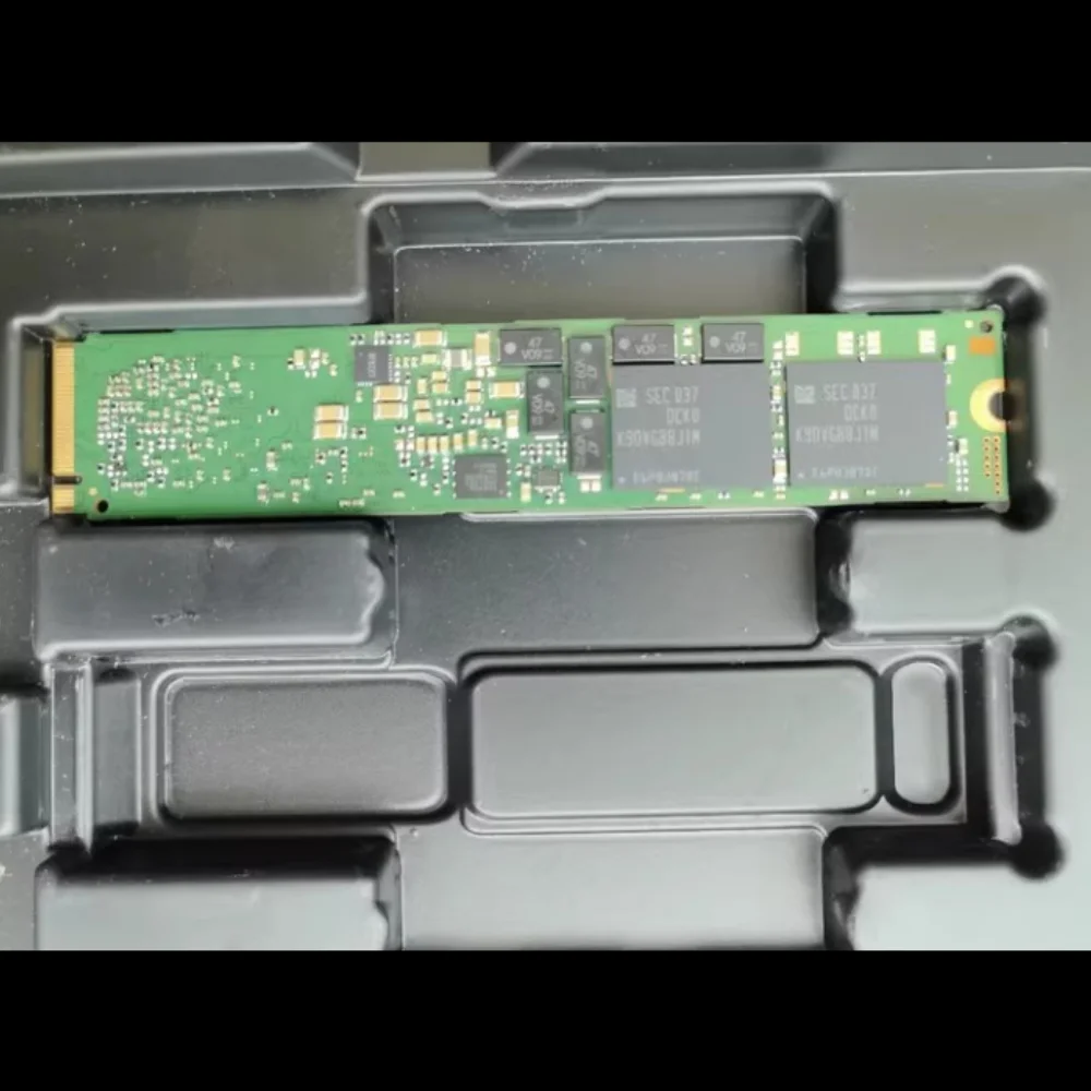 الأصلي PM983 900GB 1.92TB 3.84TB M.2 NVME pcie3.0 المؤسسة الداخلية محرك الحالة الصلبة 22110 Gen3 x4 لخادم سامسونج #5